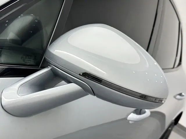 Porsche Macan — Фото автомобиля 18