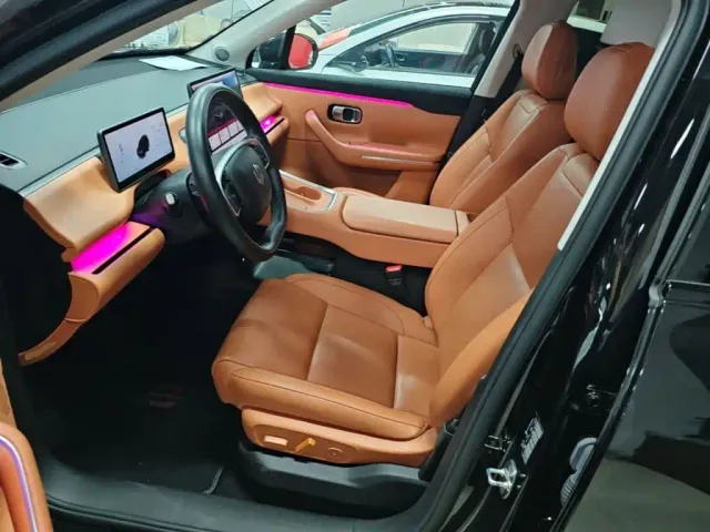 Leapmotor C16 — Фото автомобиля 14