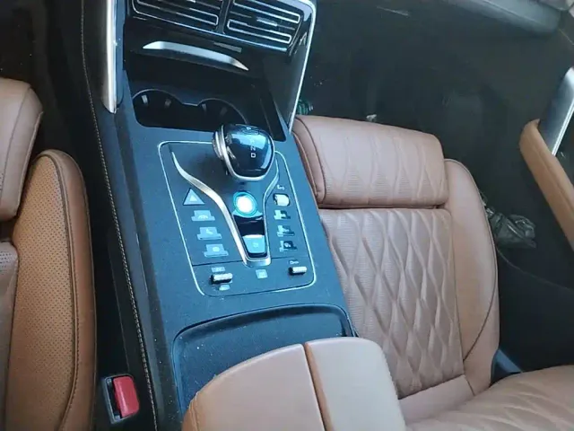 BYD Tang — Фото автомобиля 13