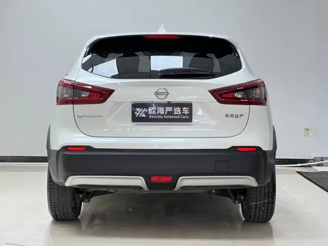 Nissan Qashqai — Фото автомобиля 5