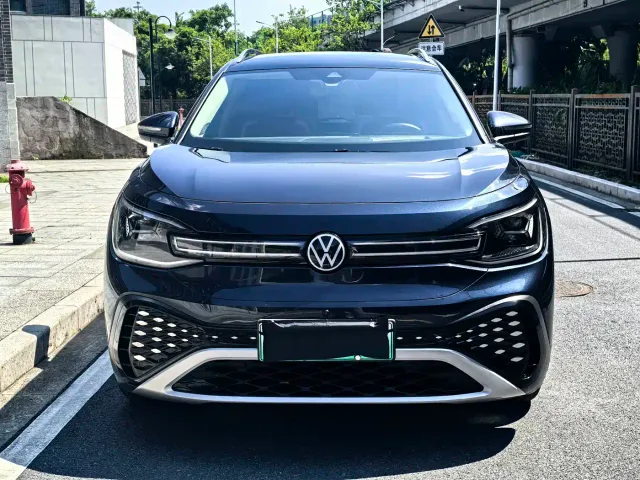 Volkswagen ID.6 Crozz — Фото автомобиля 2