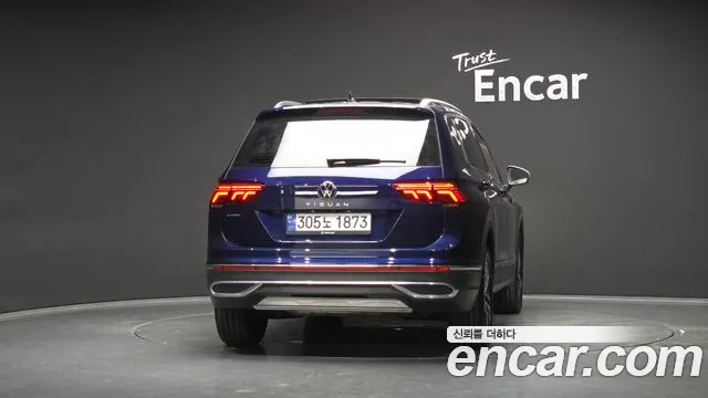 Volkswagen Tiguan — Фото автомобиля 4