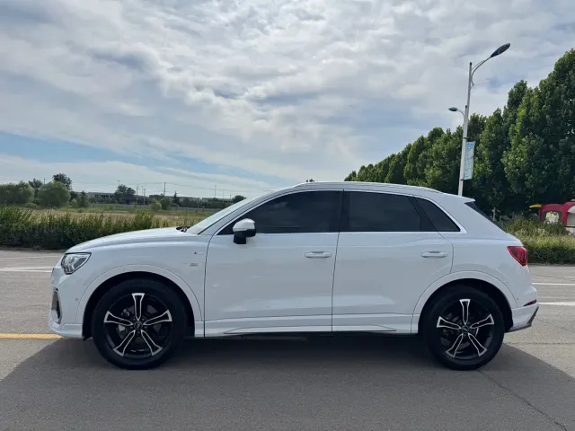 Audi Q3 — Фото автомобиля 5
