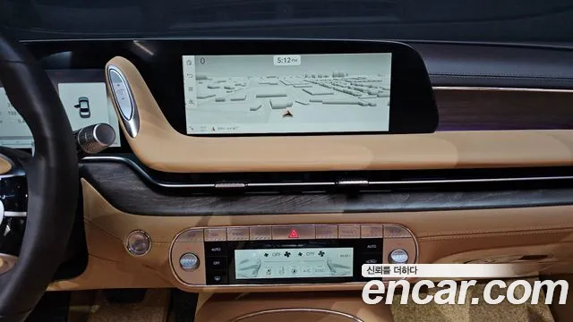 Genesis G90 Бензин 3.5 турбо AWD — Фото автомобиля 14