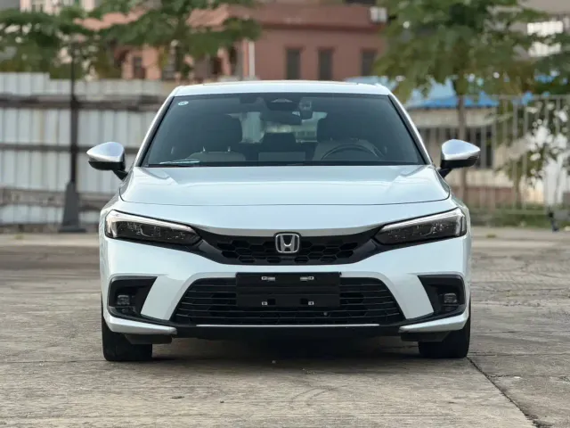 Honda Civic — Фото автомобиля 2
