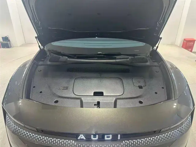 Audi E5 Sportback — Фото автомобиля 9