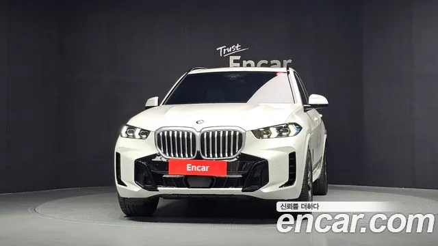 BMW X5 xDrive 40i M Sport — Фото автомобиля 3