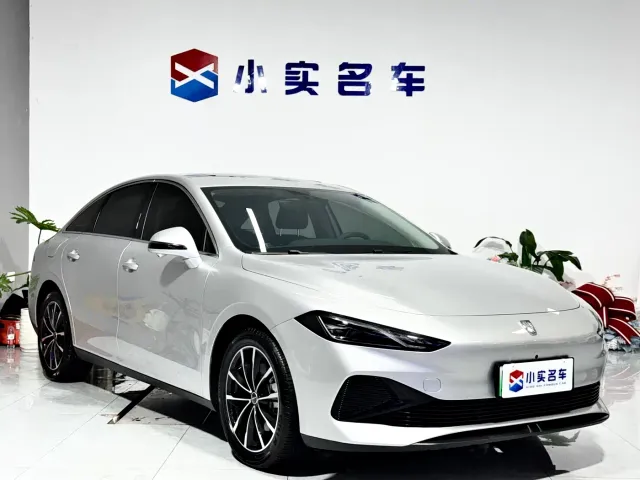 Roewe D7 — Фото автомобиля 3