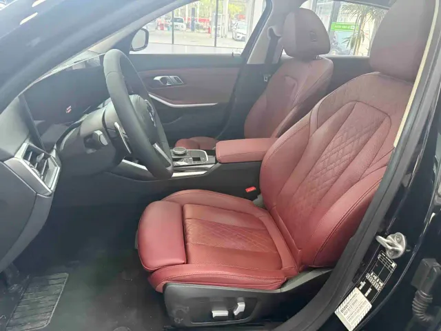 BMW 3 Series — Фото автомобиля 9