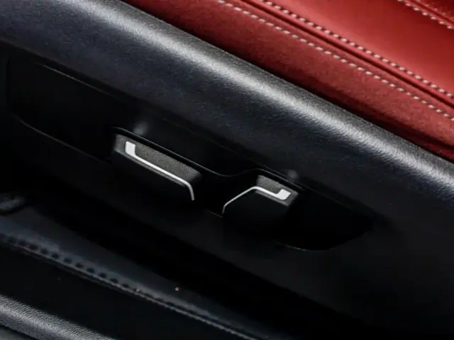 BMW 5 Series — Фото автомобиля 14