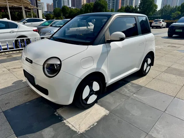Фотография автомобиля — Changan Lumin