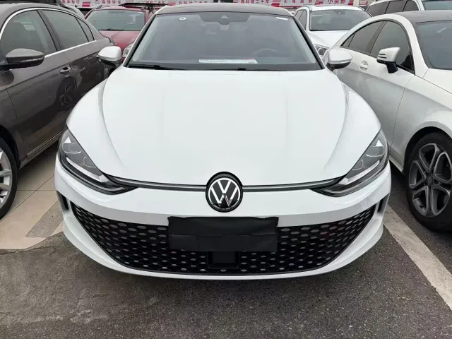 Фотография автомобиля — Volkswagen Lamando