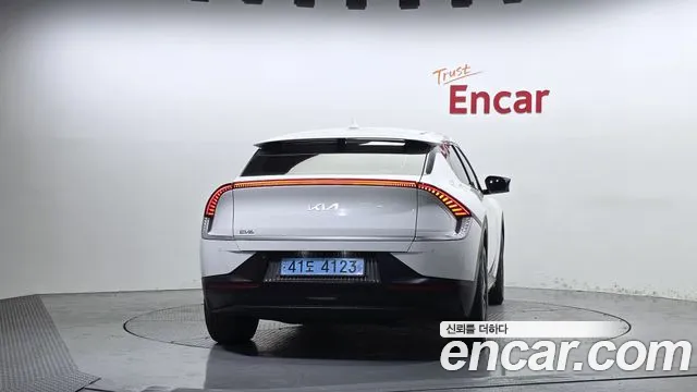 Kia EV6 — Фото автомобиля 4