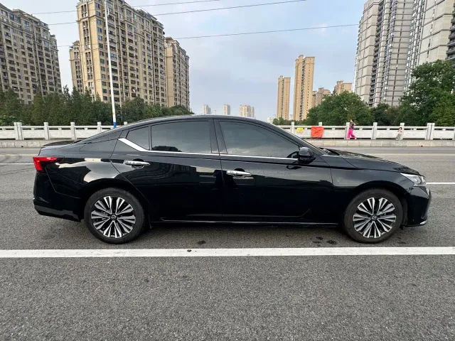 Nissan Teana — Фото автомобиля 12
