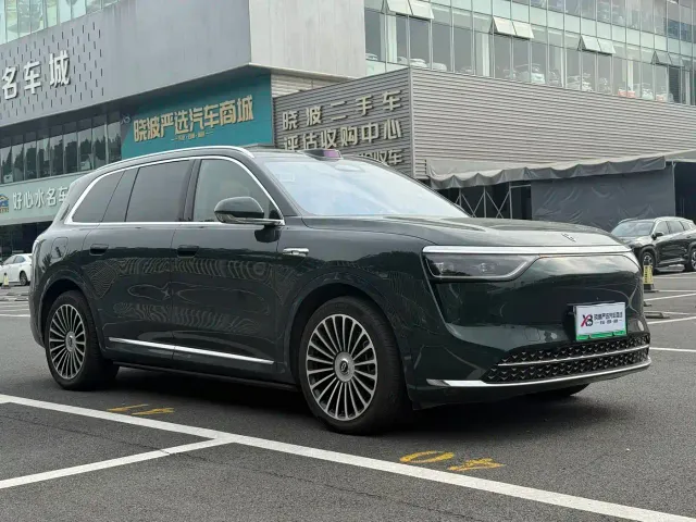 Aito M8 — Фото автомобиля 4