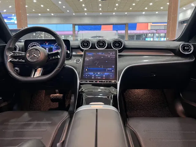 Mercedes-Benz C-Class — Фото автомобиля 8