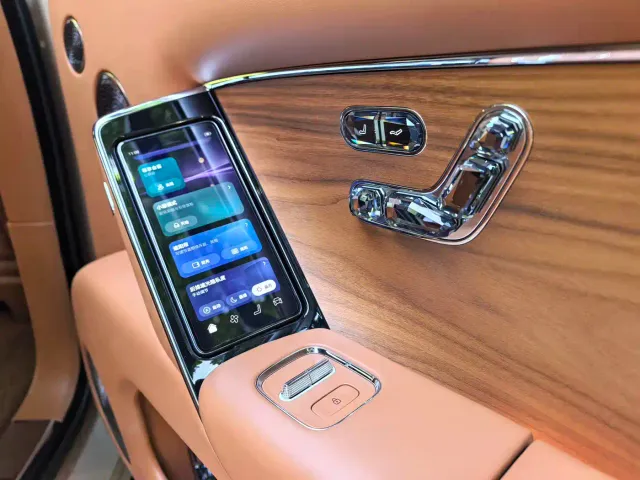 Maextro S800 — Фото автомобиля 15