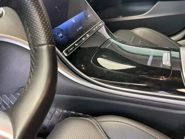 Mercedes-Benz C-Class — Фото автомобиля 12
