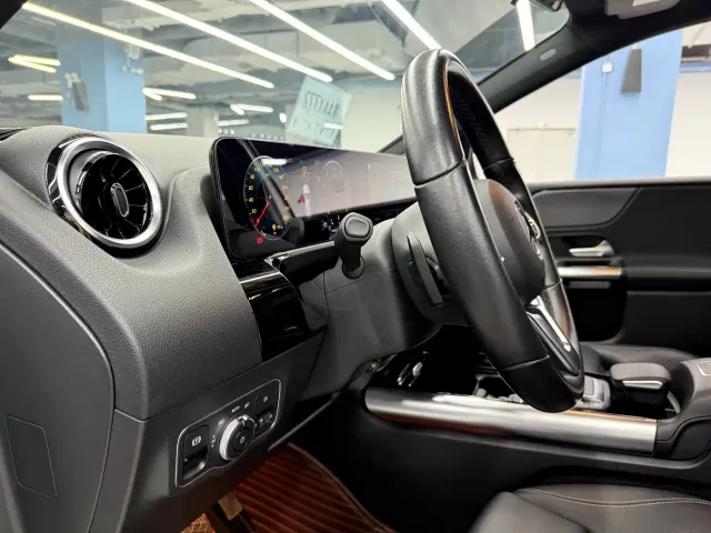 Mercedes-Benz B-Class — Фото автомобиля 15