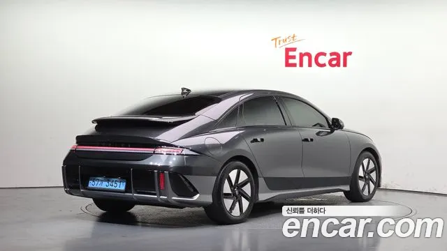Hyundai Ioniq 6 — Фото автомобиля 2