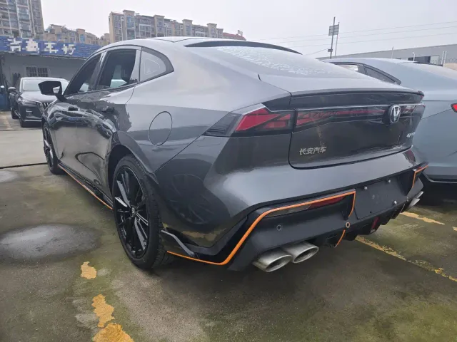 Changan UNI-V — Фото автомобиля 5