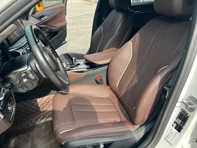 BMW BMW 5 Series 2022 Facelift II 530Li Premium Package M Sport — Фото автомобиля 16
