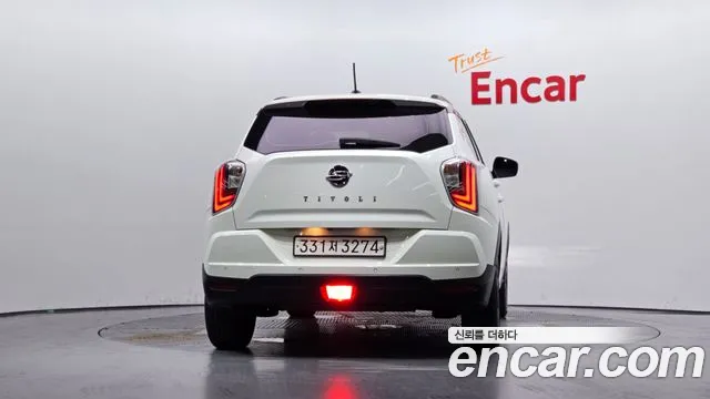 KG_Mobility_Ssangyong TIBOLI Very New Tivoli Бензин 1.5 2WD — Фото автомобиля 4