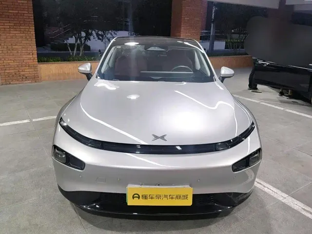 Xpeng P7 — Фото автомобиля 7