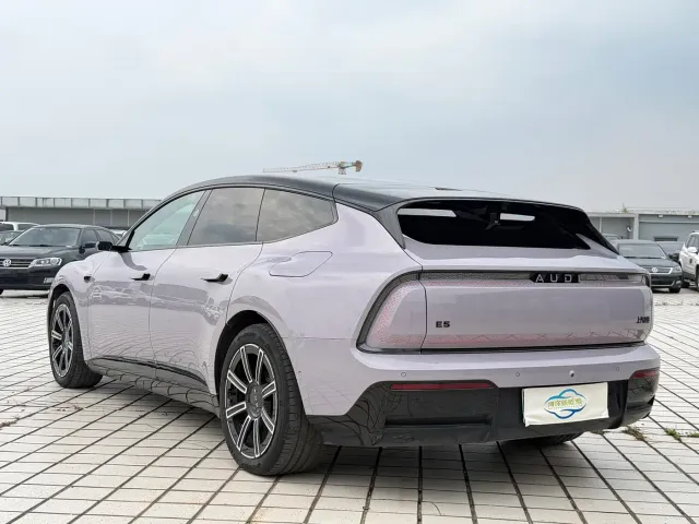 Audi E5 Sportback — Фото автомобиля 7