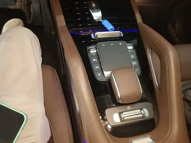 Mercedes-Benz GLE-Class — Фото автомобиля 13
