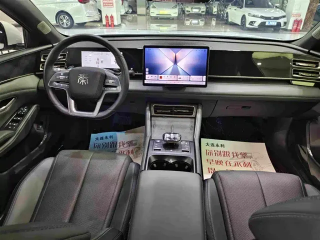 BYD Qin L — Фото автомобиля 6
