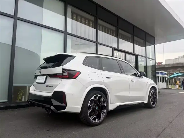 BMW X1 — Фото автомобиля 5