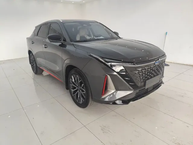 Changan Z6 — Фото автомобиля 3