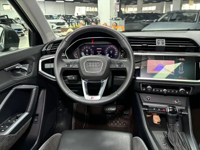 Audi Q3 Sportback — Фото автомобиля 13