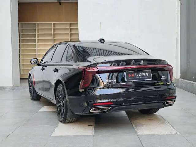Hongqi H5 — Фото автомобиля 9
