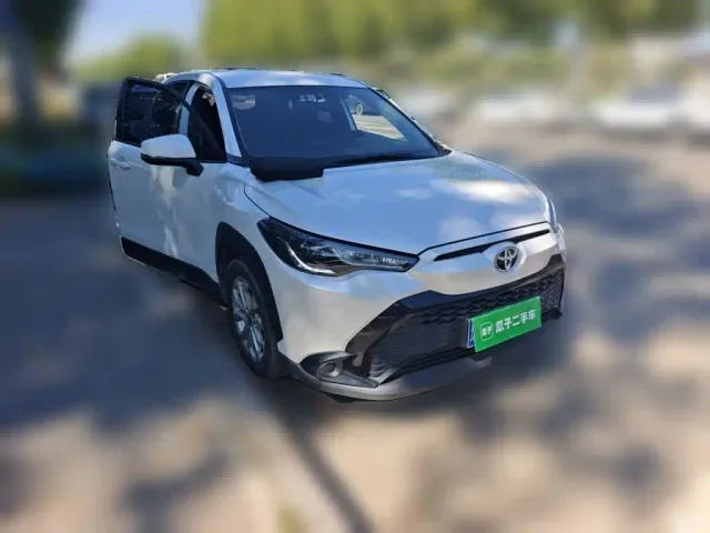 Toyota Frontlander — Фото автомобиля 21