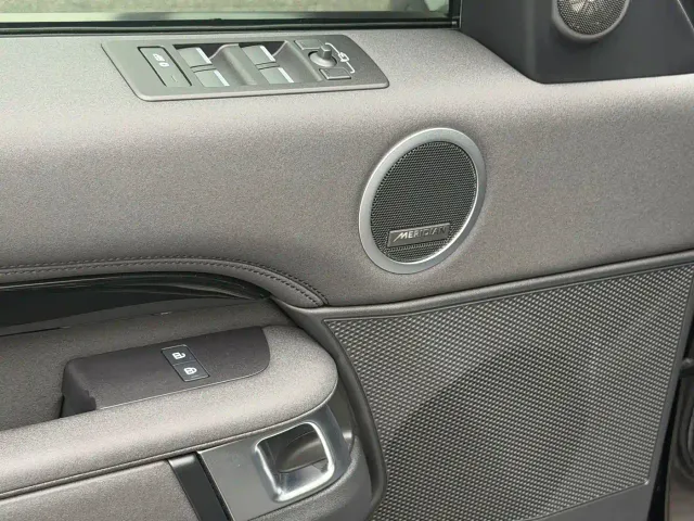 Land Rover Discovery — Фото автомобиля 15