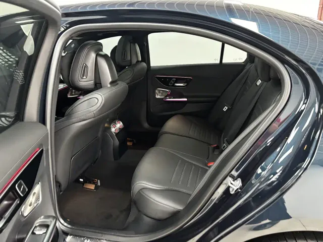 Mercedes-Benz C-Class — Фото автомобиля 22