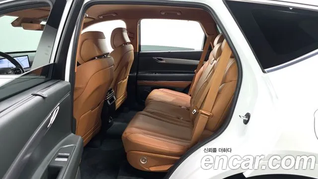 Genesis GV80 — Фото автомобиля 12