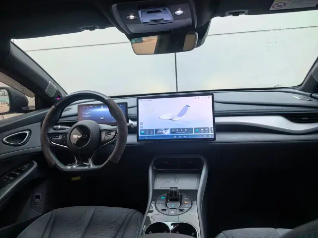 BYD Seal 06 GT — Фото автомобиля 8