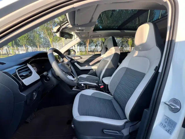 Volkswagen Tharu — Фото автомобиля 7