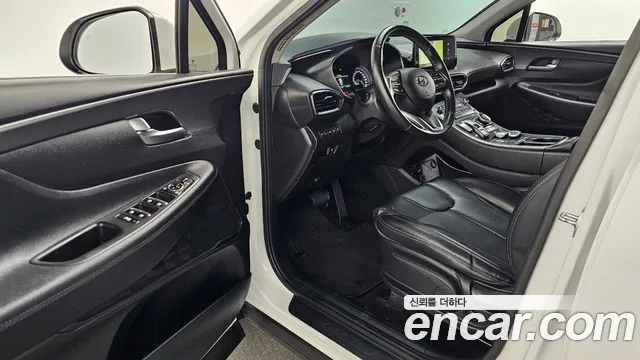 Hyundai Santa Fe — Фото автомобиля 15