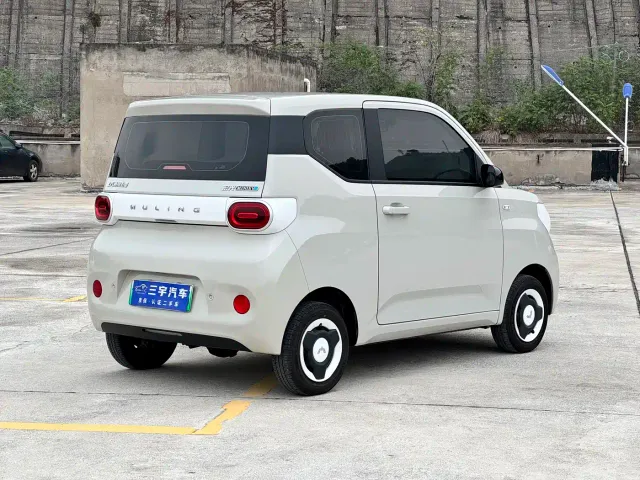 Wuling Hongguang Mini EV — Фото автомобиля 4