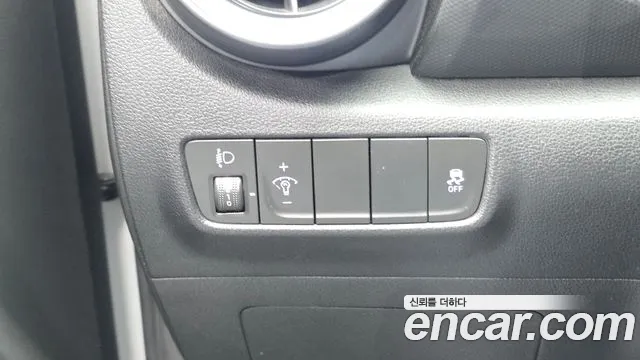 Hyundai Kona New — Фото автомобиля 27