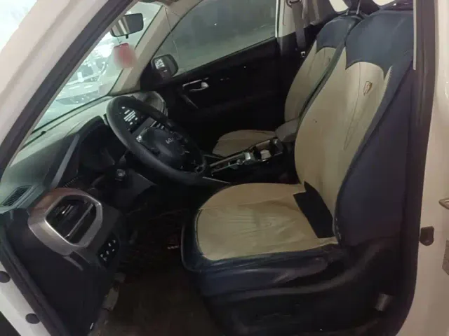 Kia Sportage — Фото автомобиля 14