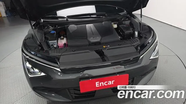 Kia EV6 — Фото автомобиля 6