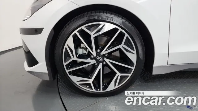 Hyundai Ioniq6 — Фото автомобиля 4