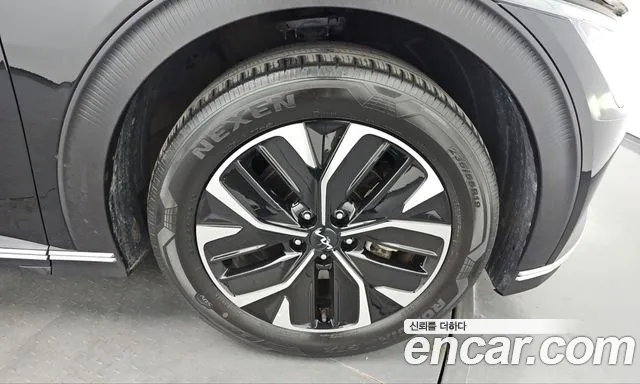 Kia EV6 — Фото автомобиля 6