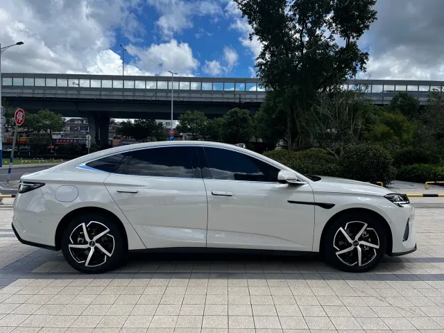 BYD Seal 07 DM-i — Фото автомобиля 21