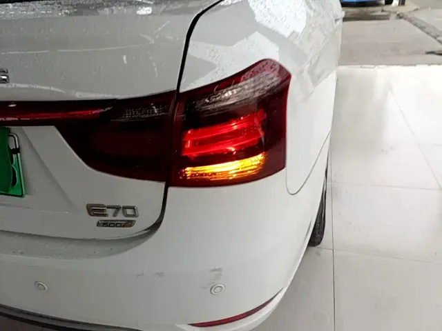 Dongfeng Fengshen E70 — Фото автомобиля 23